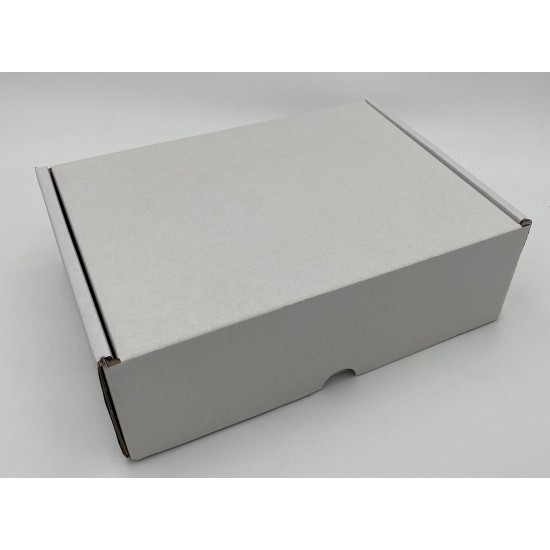 10 x White Postal Box - 10" x 7" x 3"