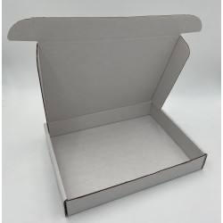 25 x White Postal Box - 15.5" x 12" x 2.5"